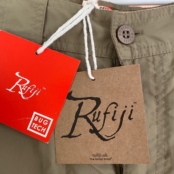 Men's ZipOff Cargo Safari Trousers in Khaki - Picture 4 of 4